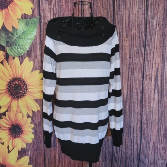 No Boundaries Fold-Over Striped Pullover Sweater - Picture 6 of 9